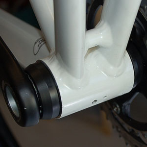 Campagnolo Ultra-Torque Adapter in BB30 Frame