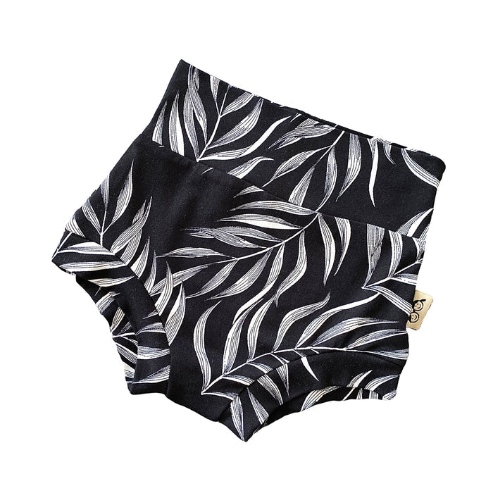 Black Pampas Leaves Bummies