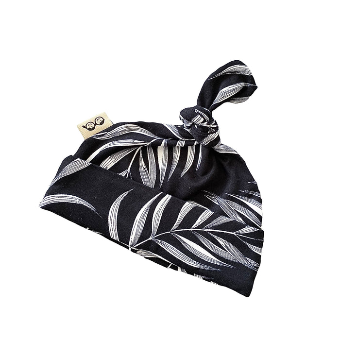 Black Pampas Leaves Leggings and/or Knot Beanie