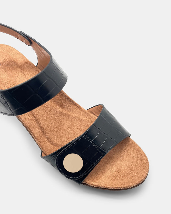 Moyas Black
