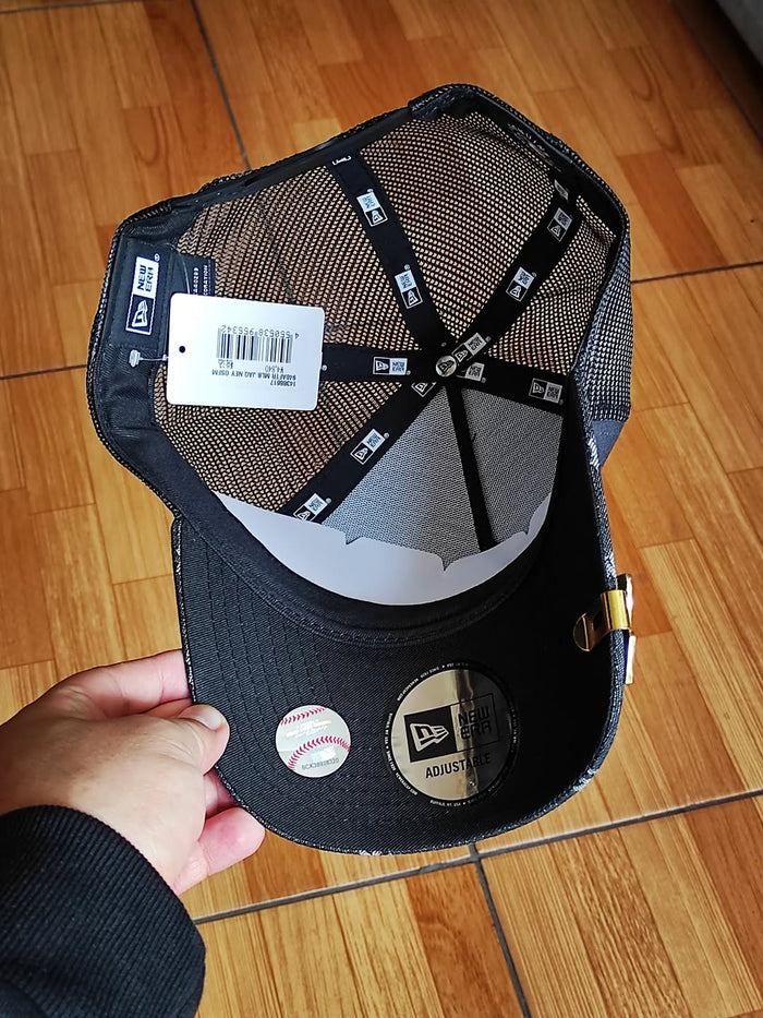 New Era New York Yankees multilogo trucker a frame