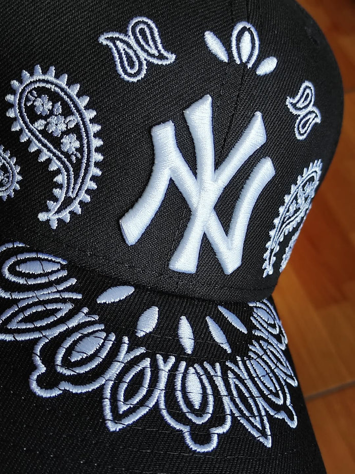 New era new York Yankees paisley black 59FIFTY