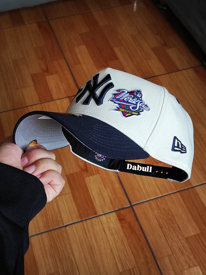 New Era New York Yankees Worlds series 9Forty a-frame