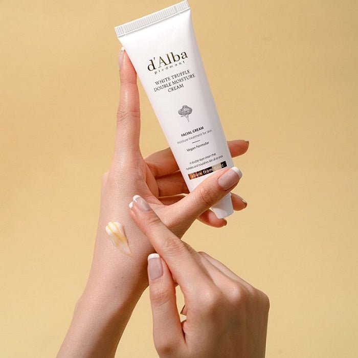 WHITE TRUFFLE DOUBLE MOISTURE CREAM - Crema 2 - In - 1 Pentru Hidratare Si Hranire Intensa - skinseen.ro