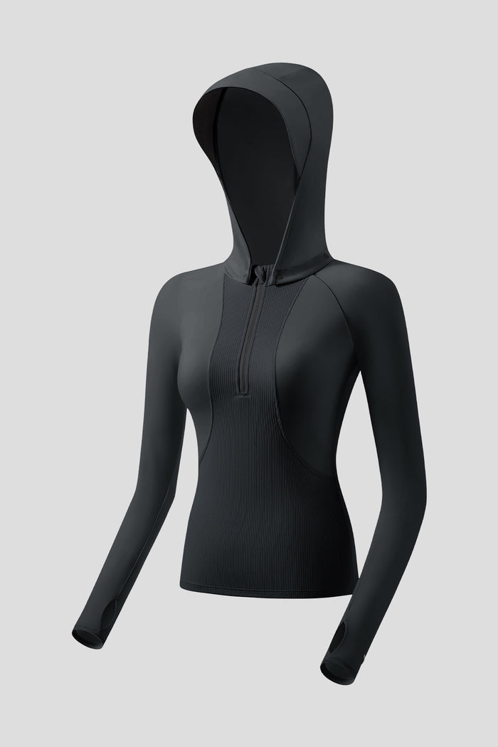 Top / Black / S