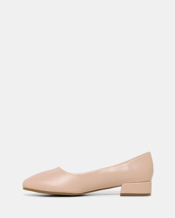 Cameo W Nude