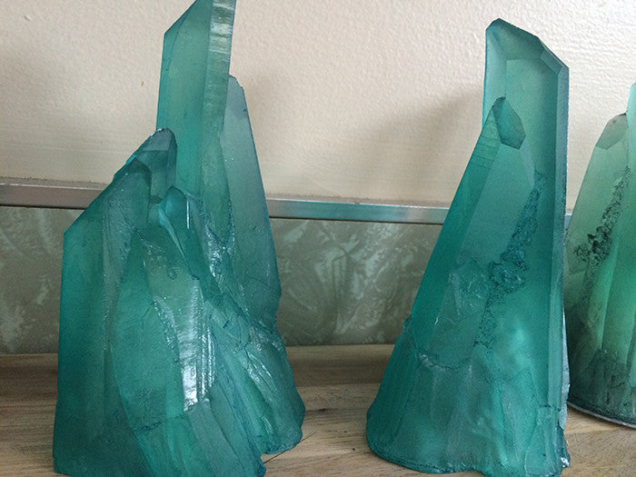 CAST CRYSTAL LIGHT-  TEAL SPIKE