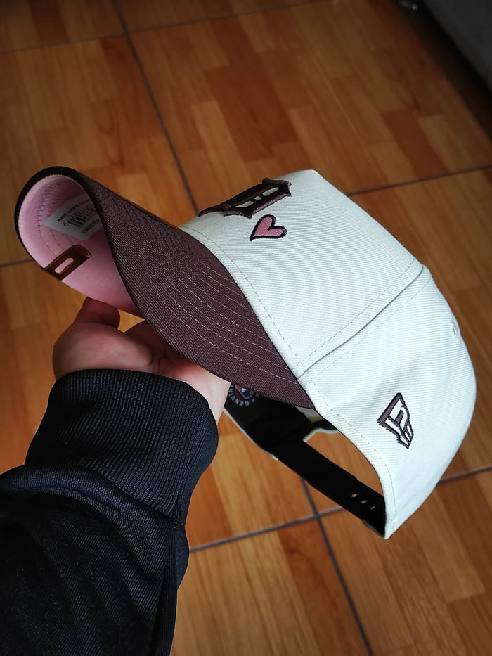 Detroit Tigers 'Pink Satin Hearts Walnut' 9FORTY A-Frame Snapback