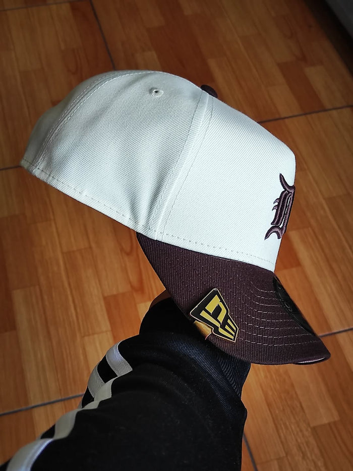 Detroit Tigers 'Pink Satin Hearts Walnut' 9FORTY A-Frame Snapback