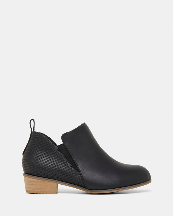 Drizzle W Black