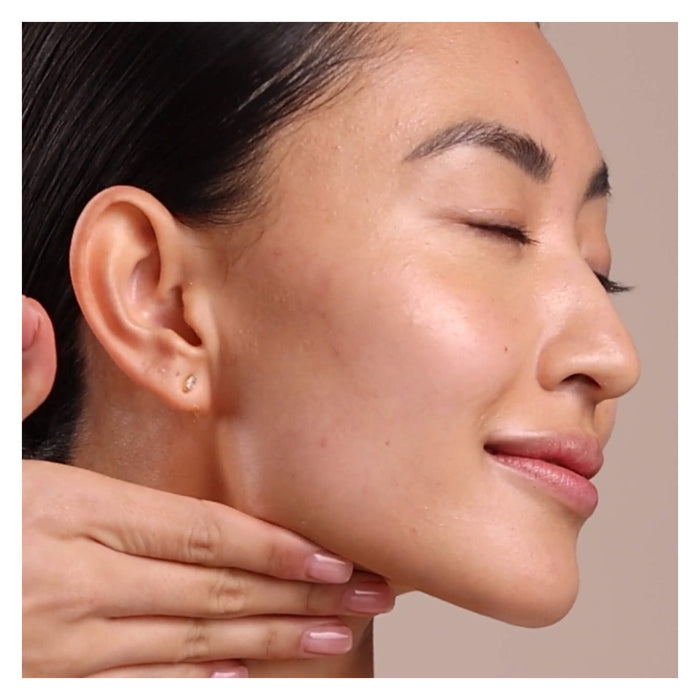 Eminence Eight Greens Youth Serum Lifestyle