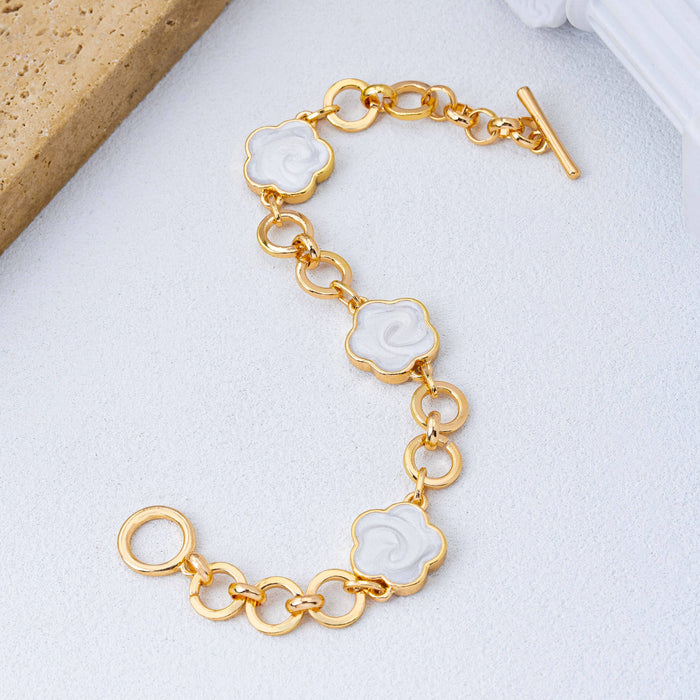 Enamel Quatrofoil Link Toggle Bracelet |Gold