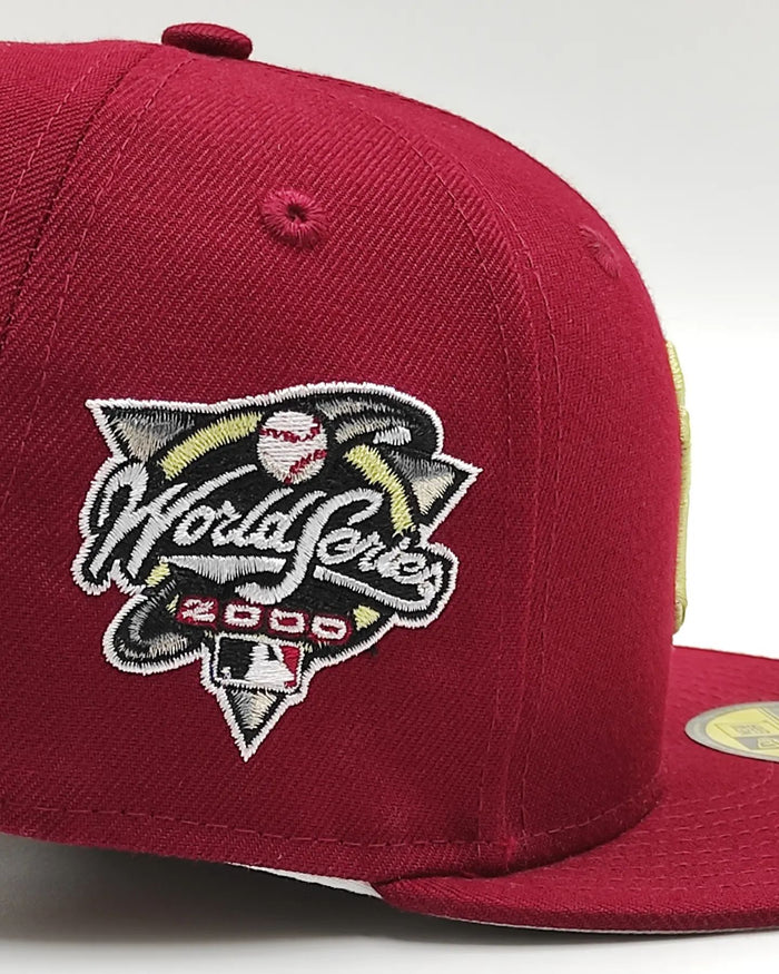 Exclusiva New Era 59fifty Beanpack New York Yankees  2000 World series parche / cardinal tan