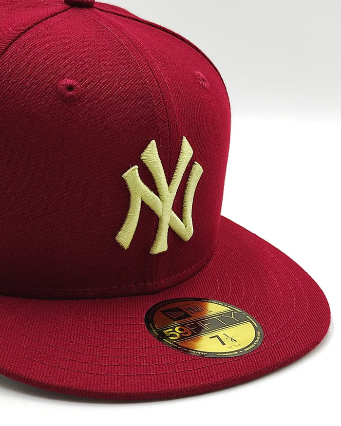 Exclusiva New Era 59fifty Beanpack New York Yankees  2000 World series parche / cardinal tan