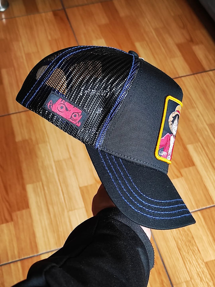 Gorra capslab luffy one peace trucker negra azul