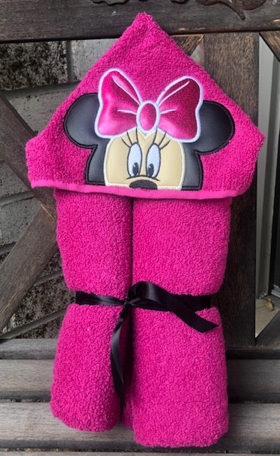 Hooded Towel- Minnie and Mickey