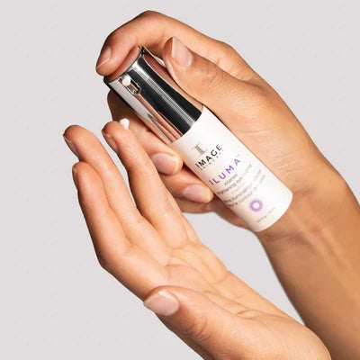 ILUMA intense brightening eye crème