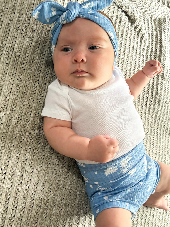 Minimal Floral Blue Ribbed Bummies
