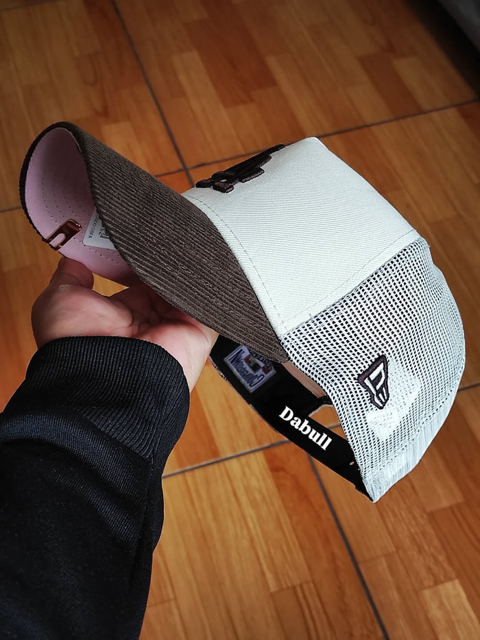 NEW ERA 9FORTY A-FRAME MLB LOS ANGELES DODGERS 60TH 2TONE / PINK UV TRUCKER