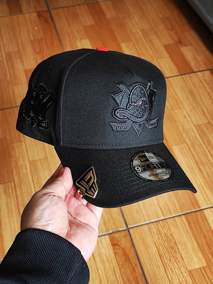 New Era Anaheim Ducks 30th aniversario black 9Forty A Frame Snapback