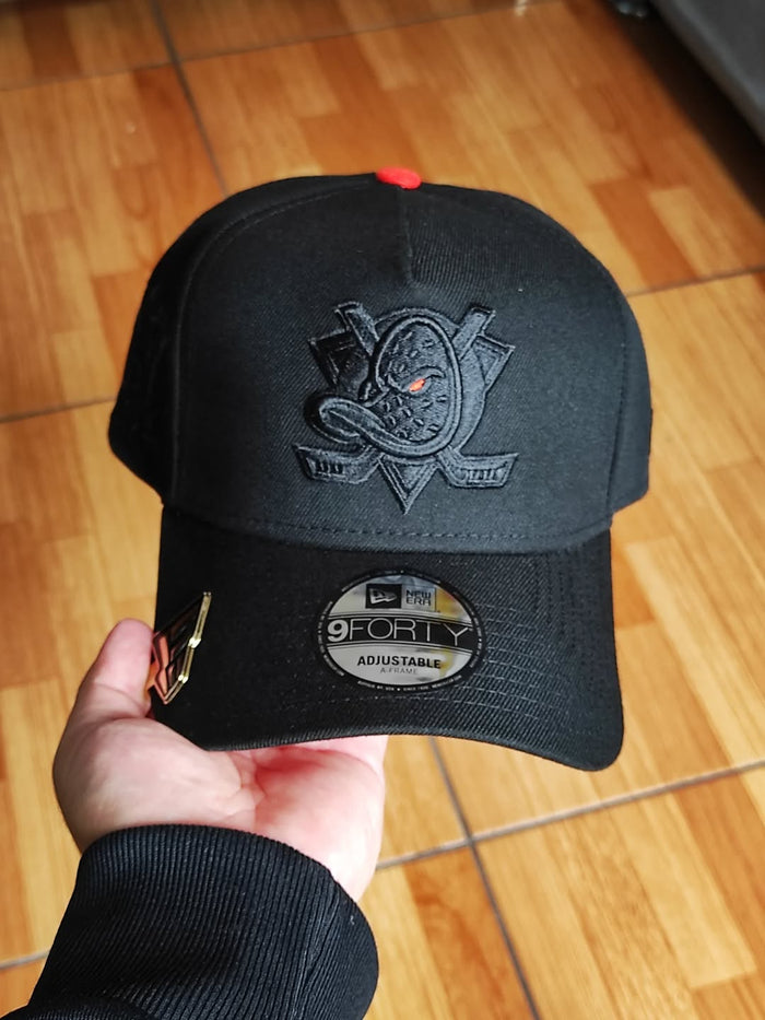 New Era Anaheim Ducks 30th aniversario black 9Forty A Frame Snapback