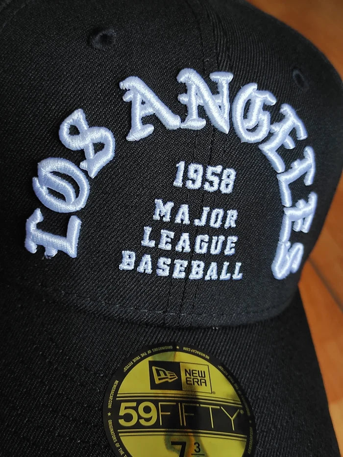 New Era Los Angeles Dodgers SKULL 💀 Chrome Black edition 59fifty fitted