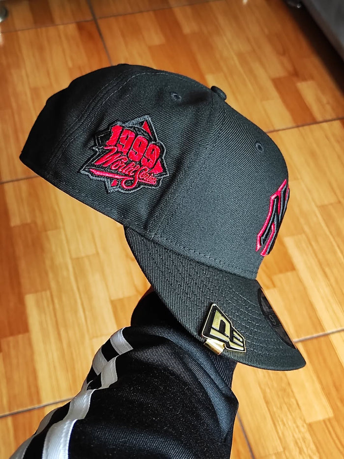New Era New York Yankees World Series BLACK RED 9FIFTY Snapback