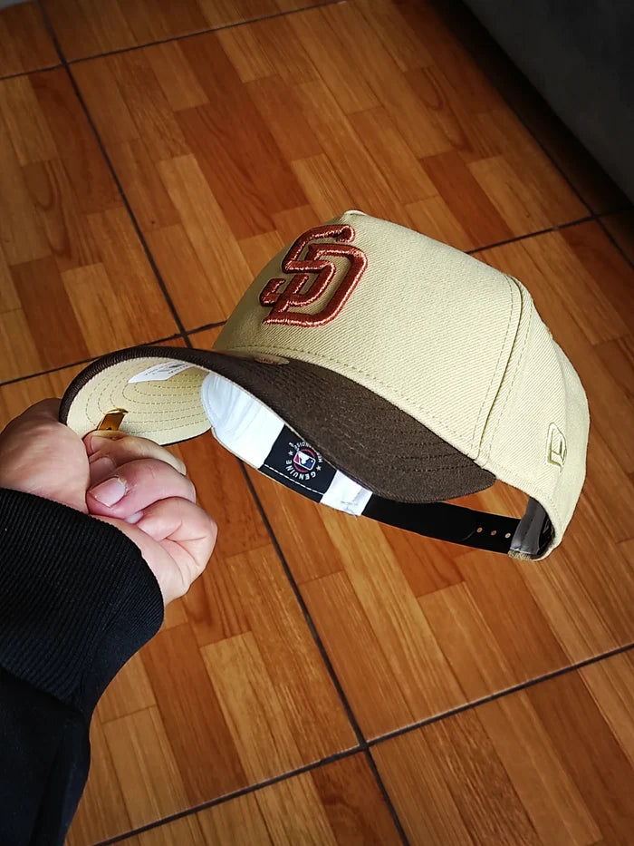New Era San Diego padres two tiene 9FORTY A-FRAME SNAPBACK