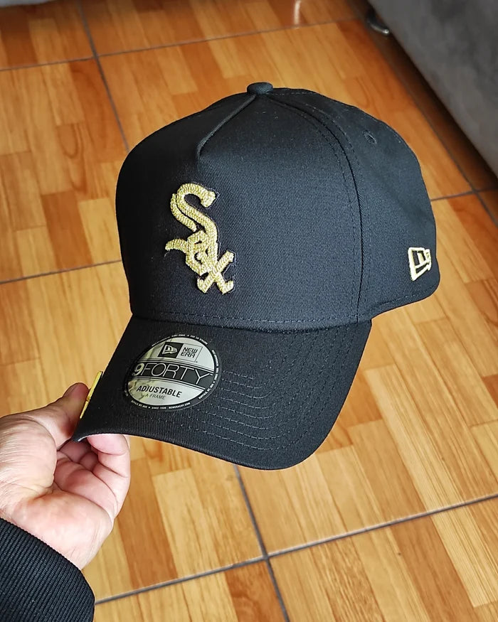 New Era White Sox ✨luxury  black 9FORTY A-FRAME