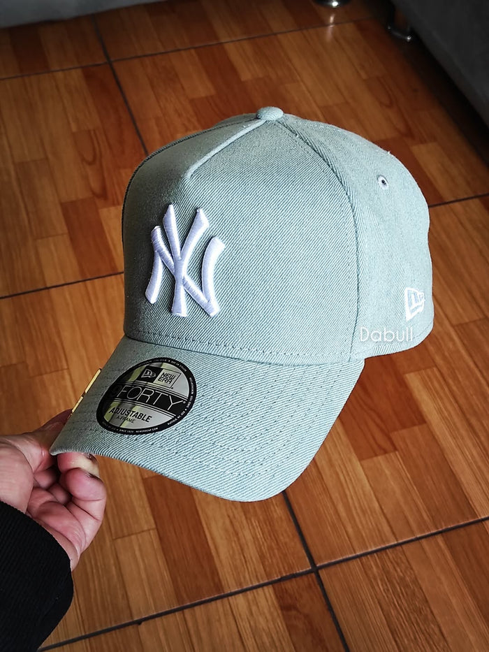 New York Yankees 'Denim White' 9FORTY A-Frame Snapback