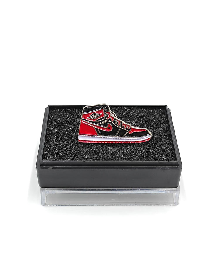Pin metálico nike