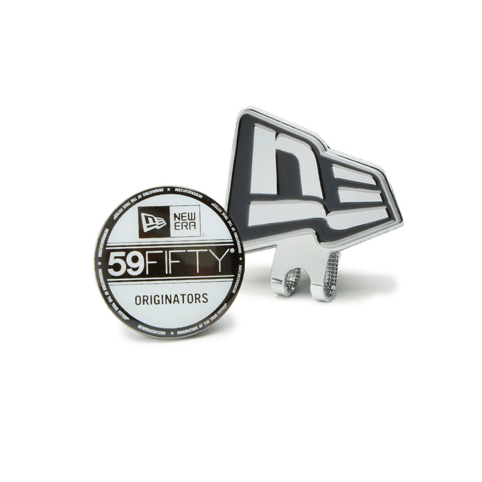 Pin Silver metálico New Era Flag