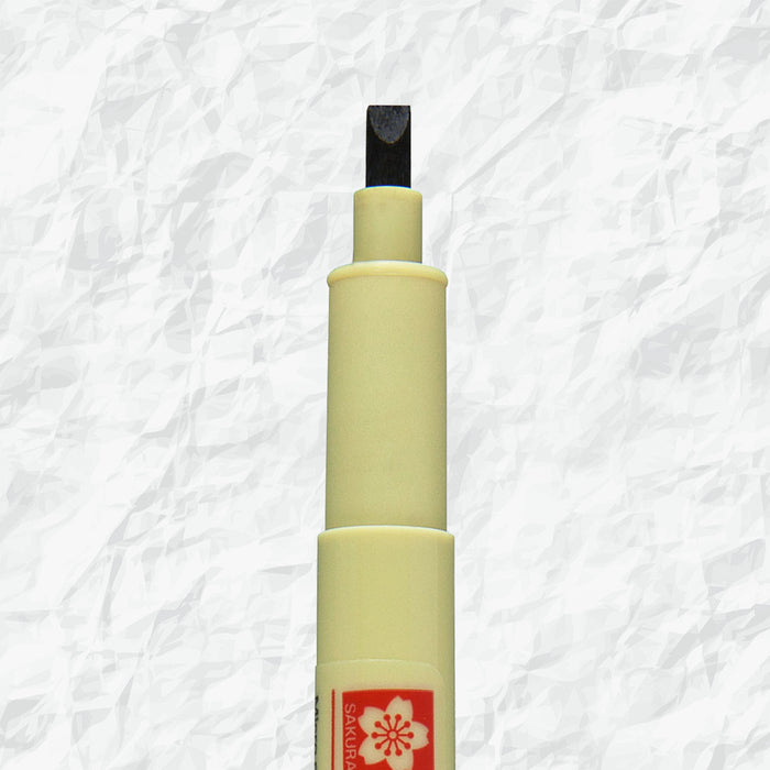 sakura graphic marker #3 on display with a chiseled nib.
